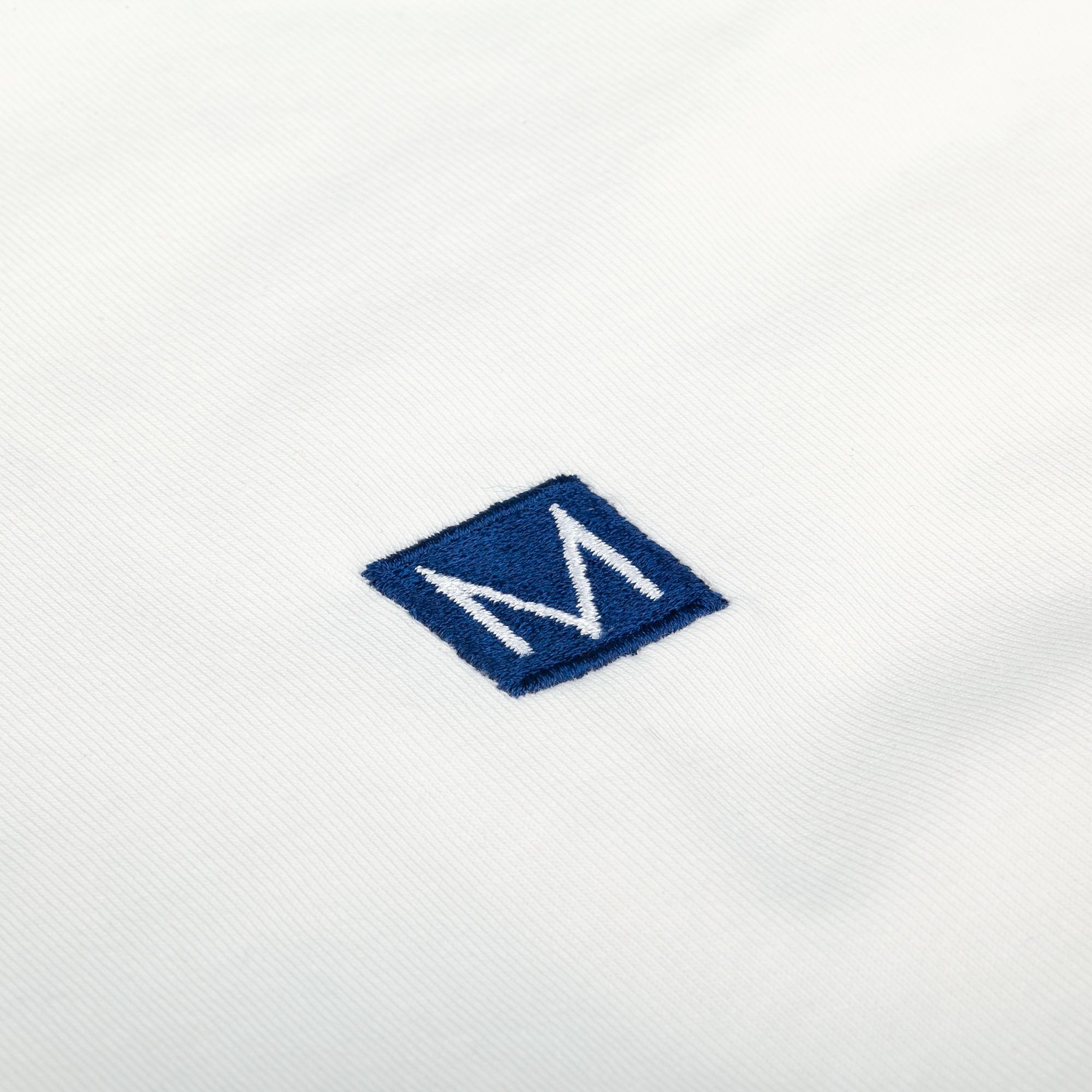 Футболка оверсайз унисекс Vozduh, молочно-белая с логотипом