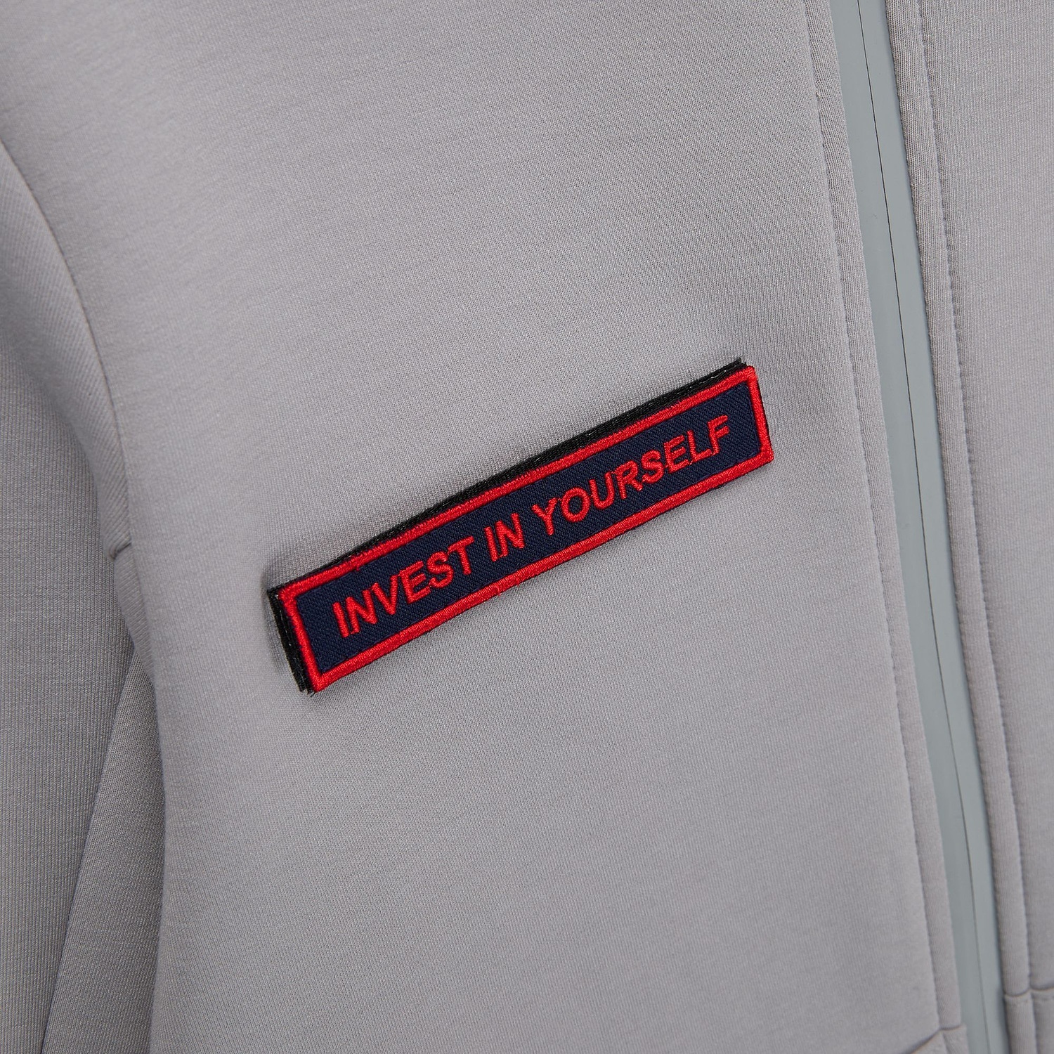 Куртка женская Lovi, серая с логотипом