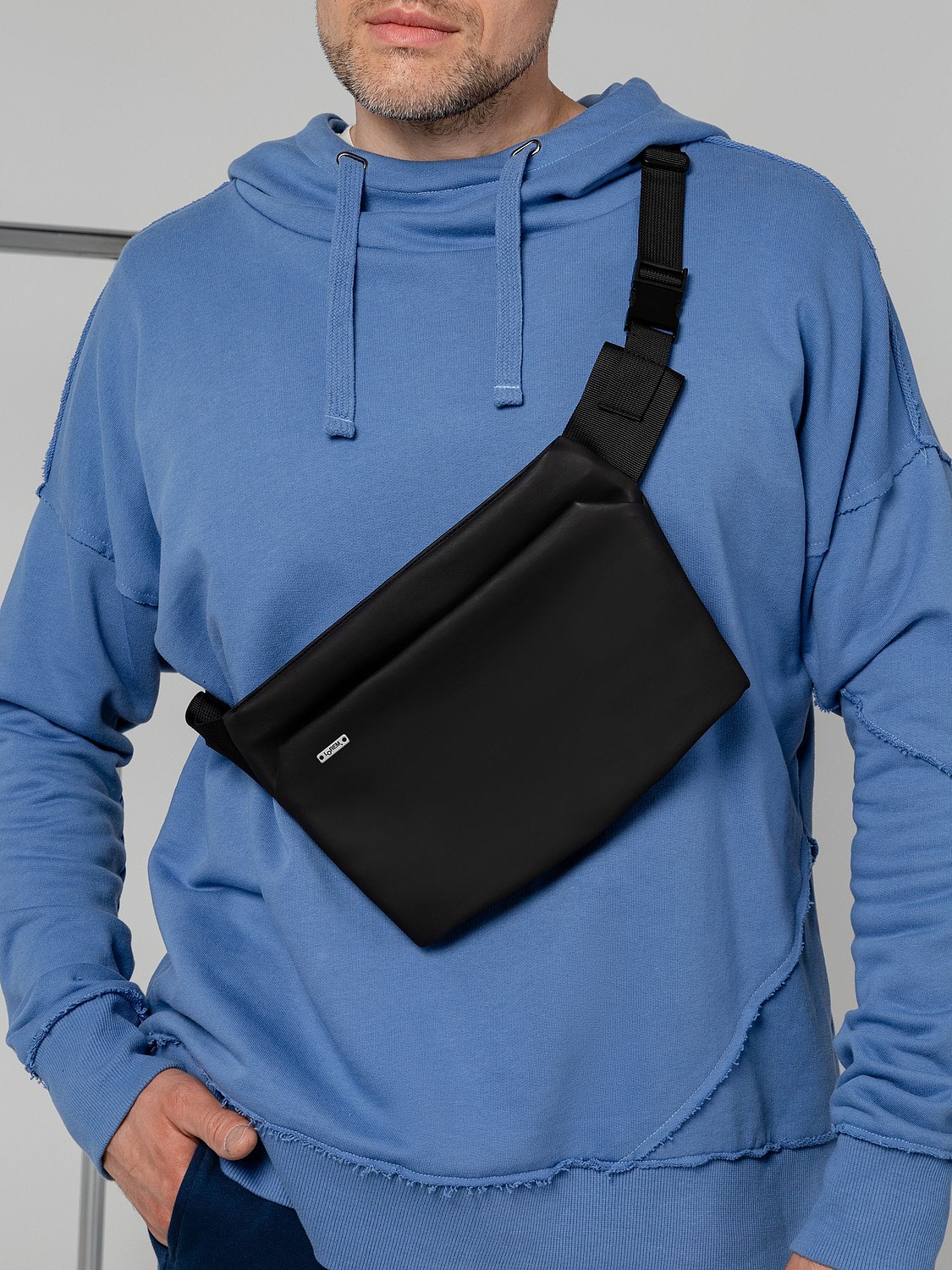 Поясная сумка Traffic, черная