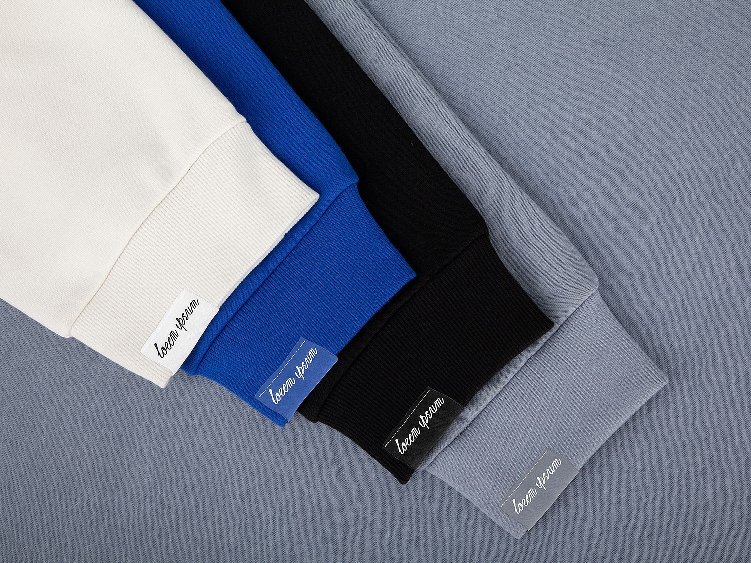 Джоггеры J2, молочно-белые с логотипом