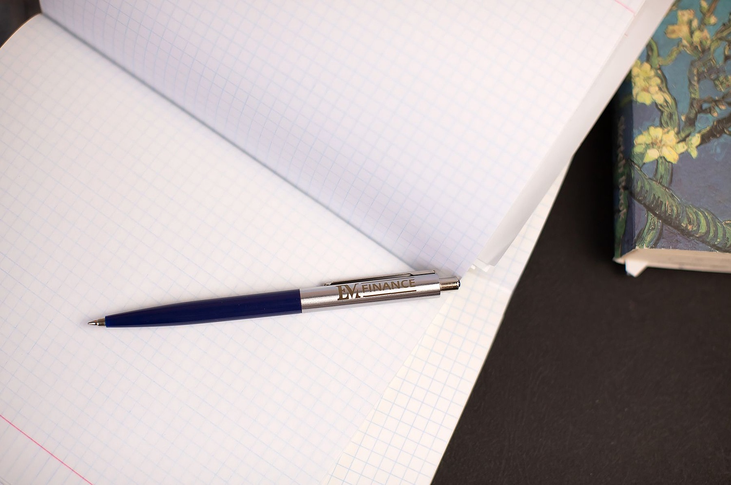 Ручка с гравировкой