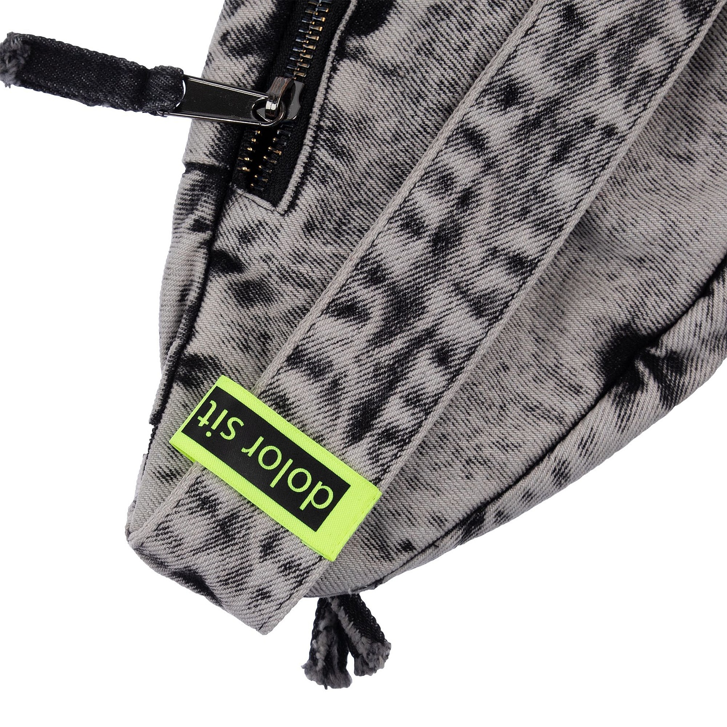 Поясная сумка W6, черная