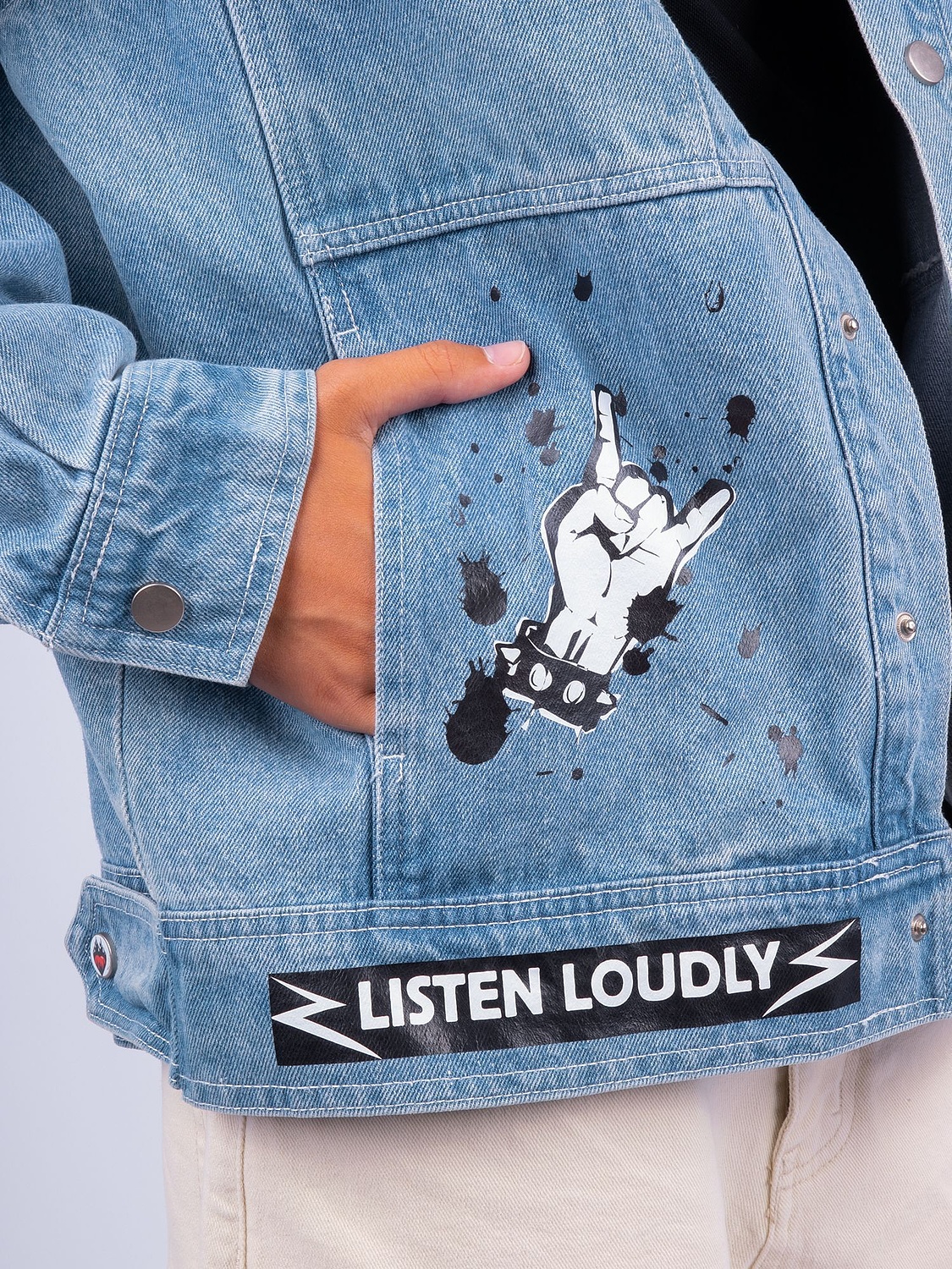 Куртка джинсовая O2, голубая с логотипом