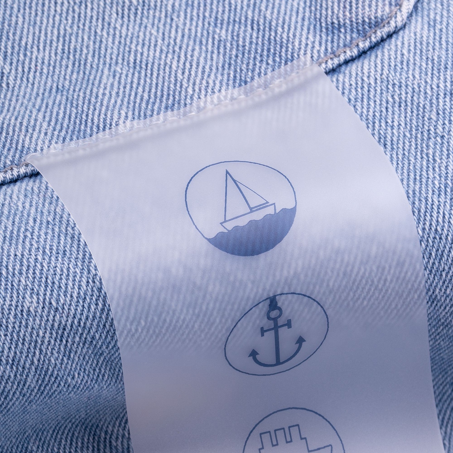 Куртка джинсовая O3, голубая с логотипом