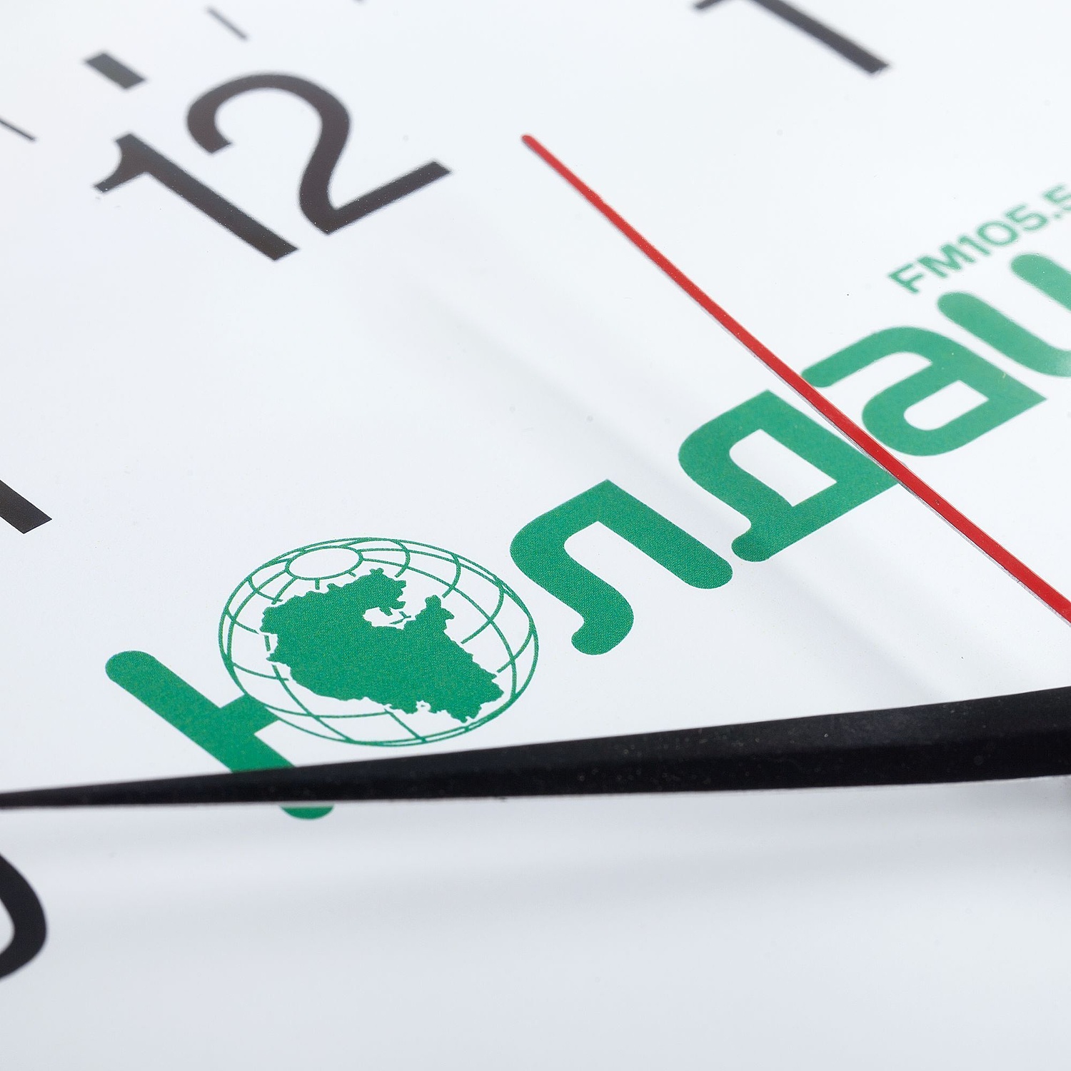 Часы настенные Vivid Large, зеленые