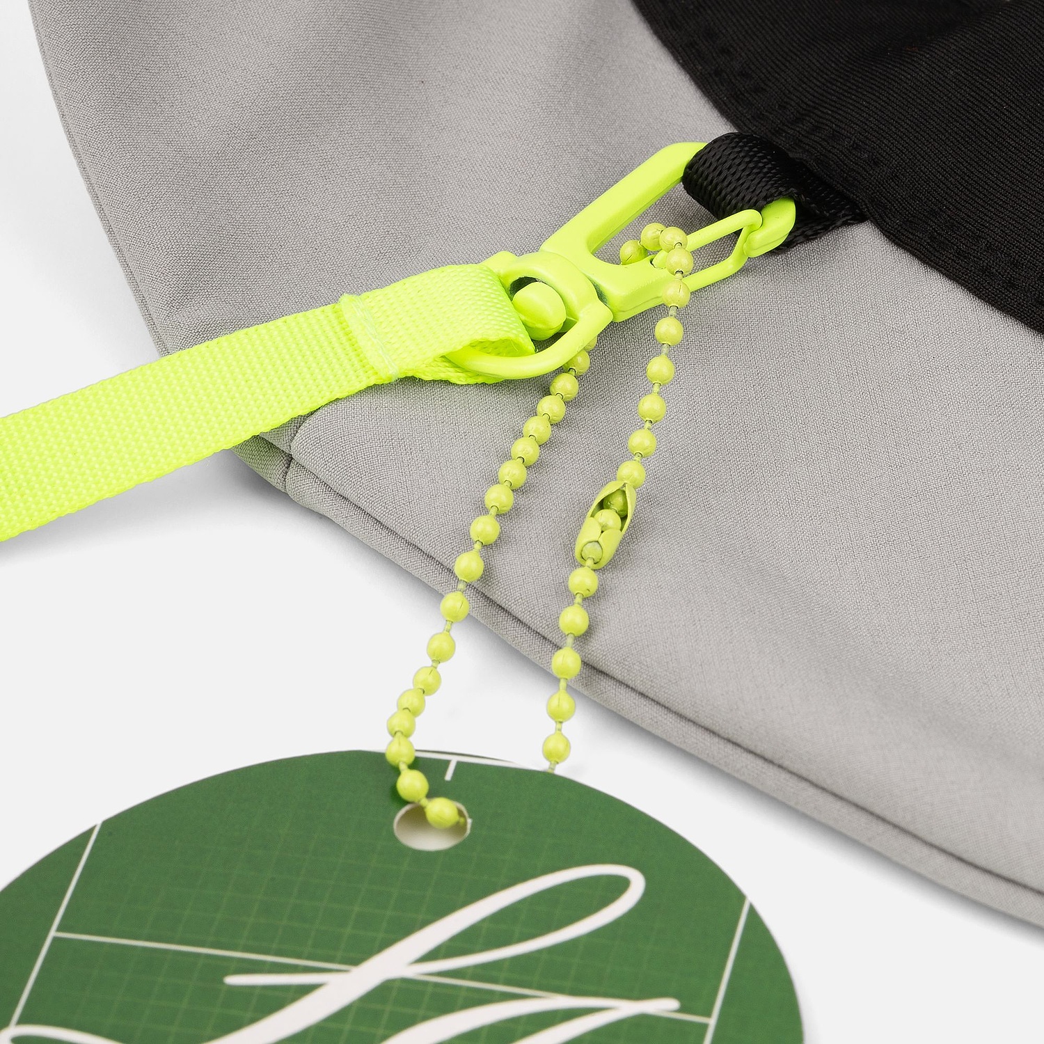 Цепочка для крепления Sharic, желтый неон с логотипом