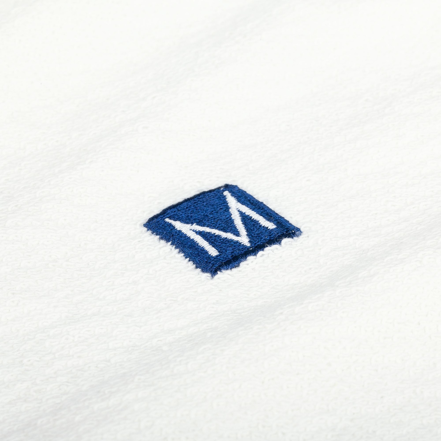 Свитшот оверсайз унисекс Vozduh, молочно-белый с логотипом