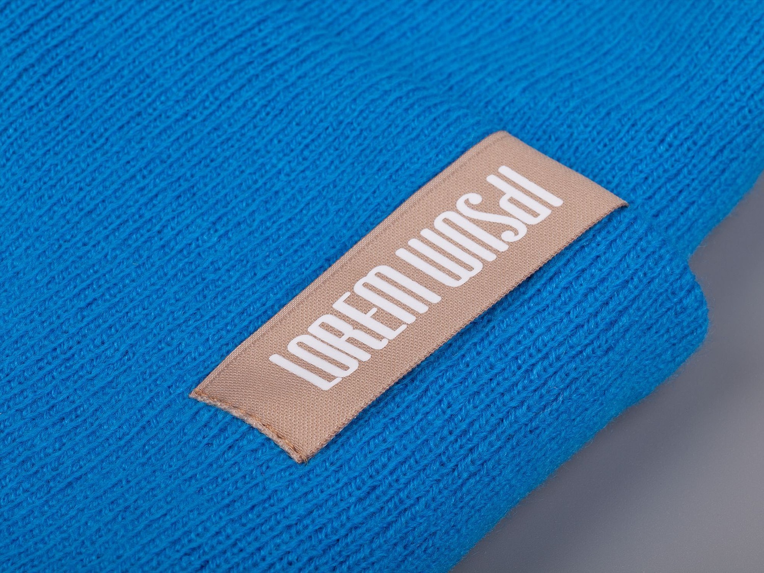 Шапка Urban Flow, ярко-голубая