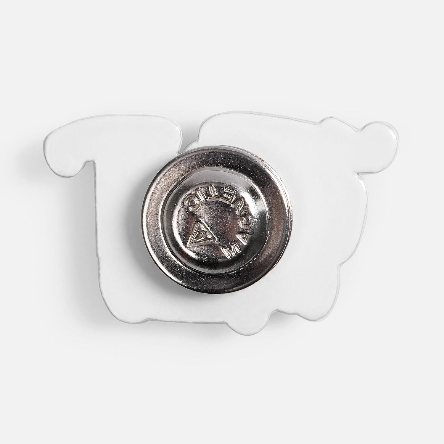 Значок металлический Essence на заказ с логотипом