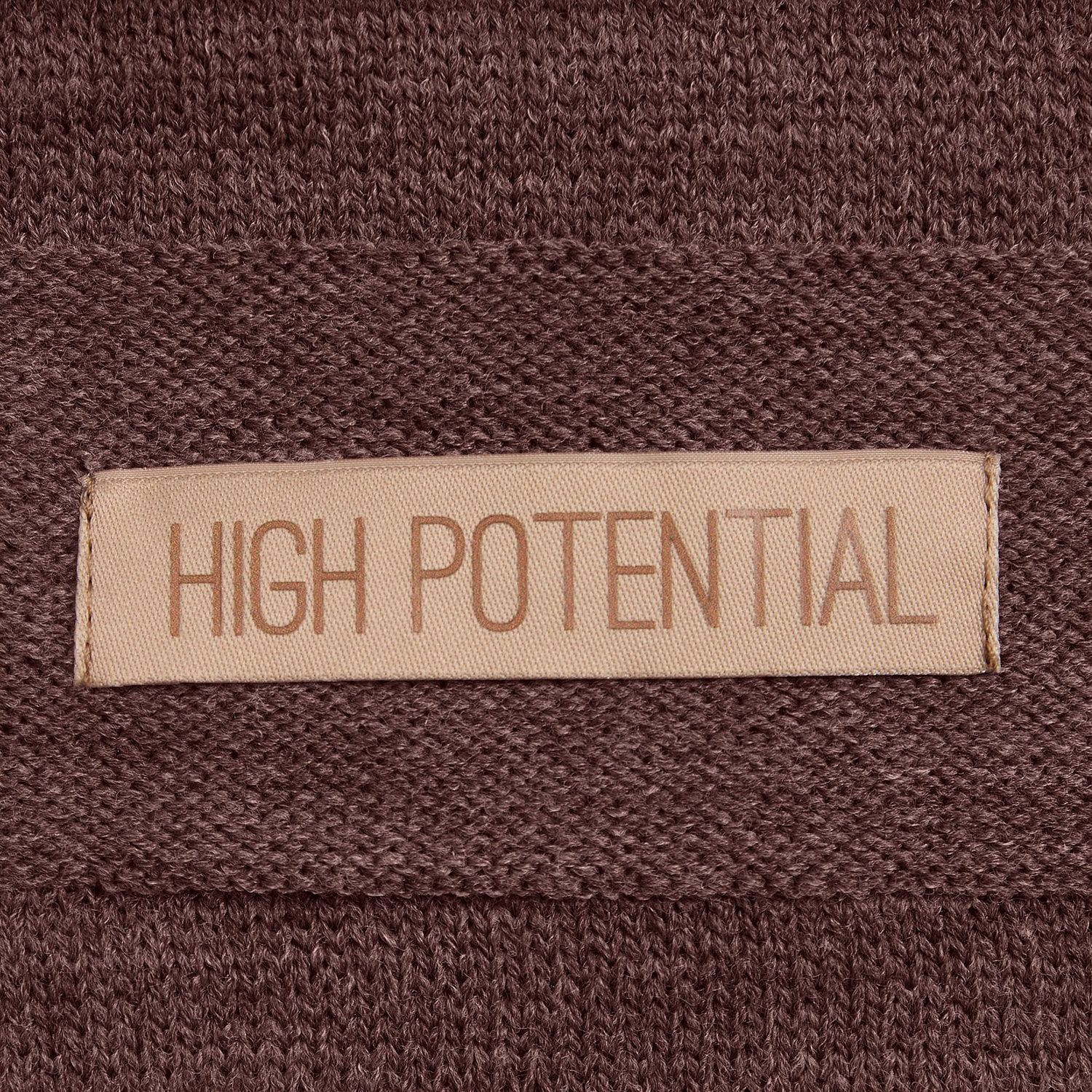 Лейбл тканевый Epsilon, S, бежевый с логотипом