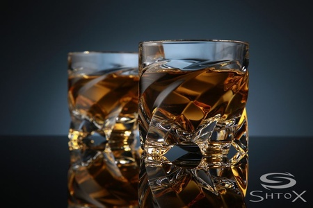 Набор из 2 вращающихся стопок Shtox