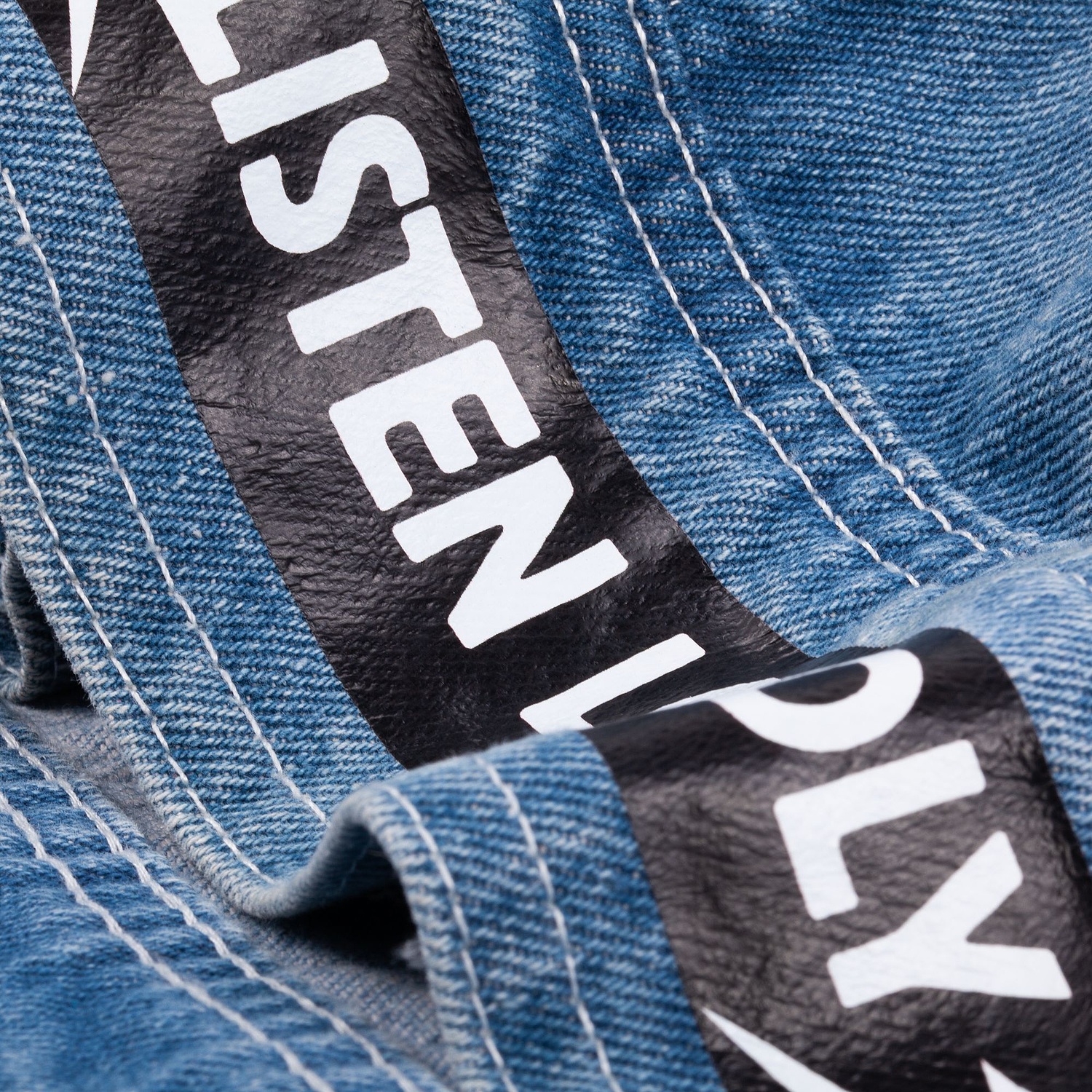 Куртка джинсовая O2, голубая с логотипом