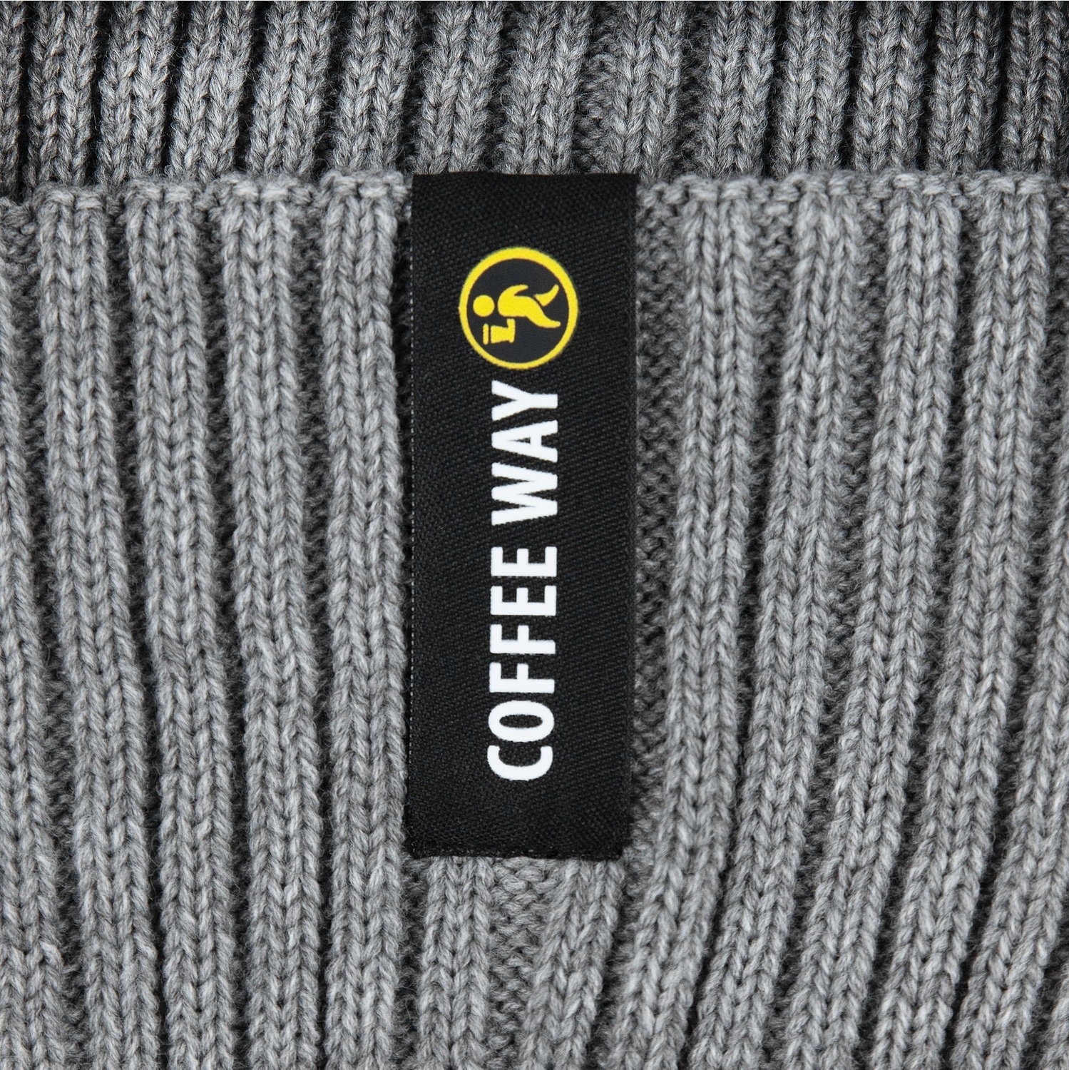 Шапка Yong, серая с логотипом