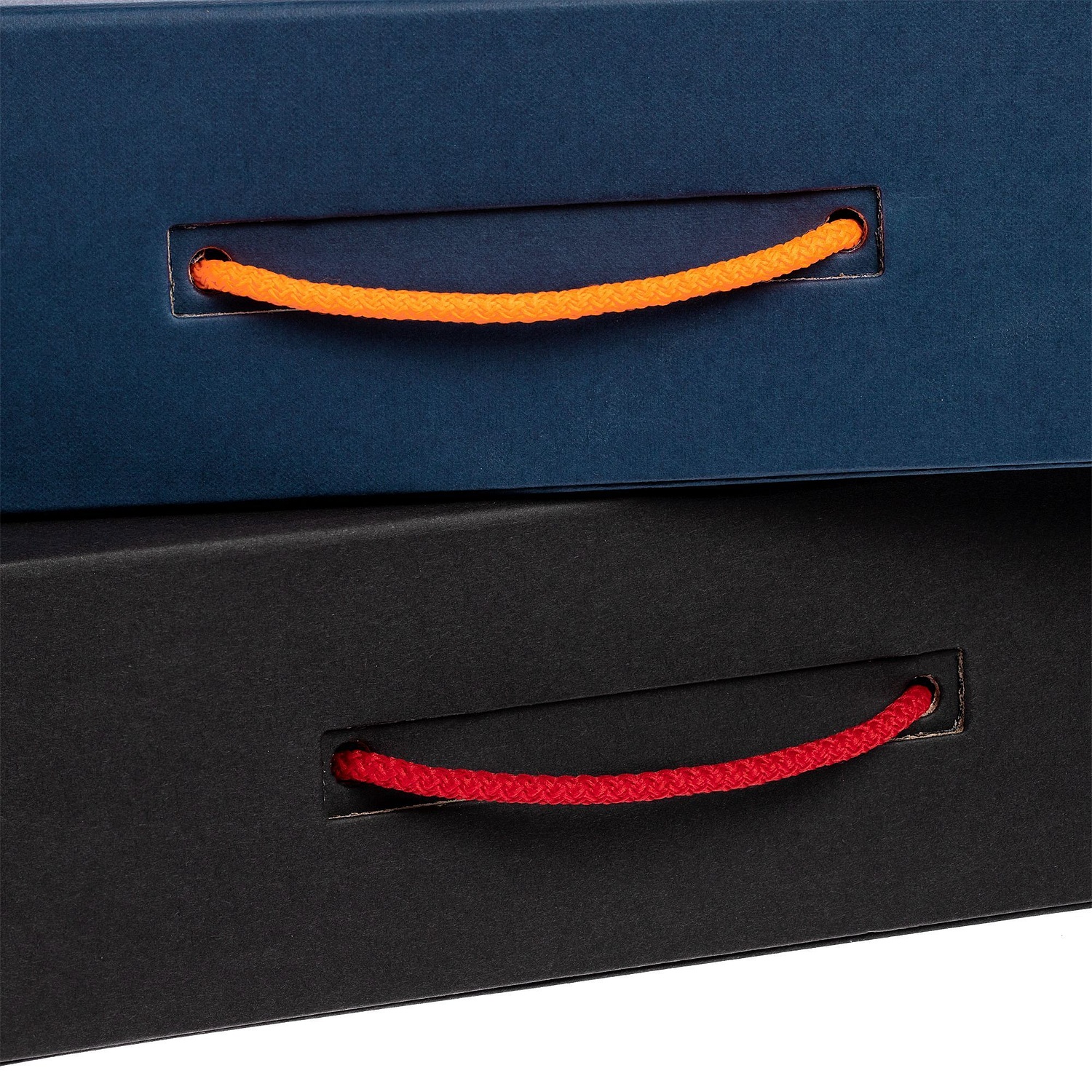 Коробка Matter, черная с логотипом