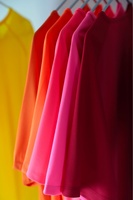 Футболка женская Sporty Women 140, красная с логотипом