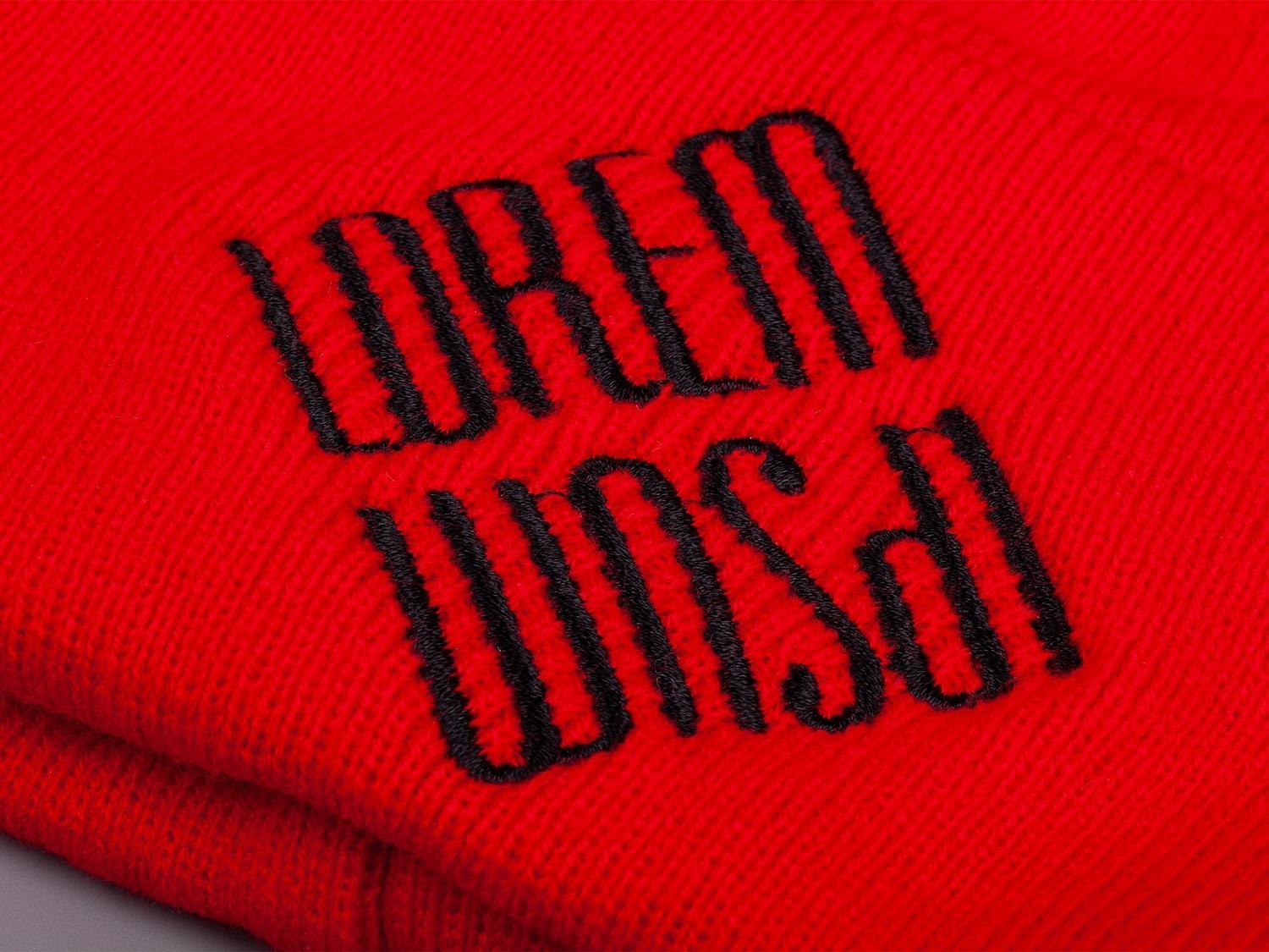 Шапка Urban Flow, красная с логотипом