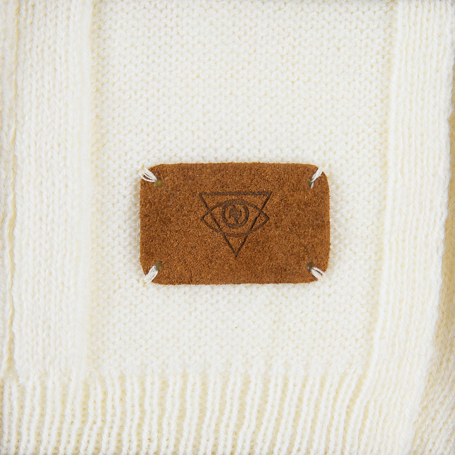 Лейбл замшевый Beta, S, горчичный с логотипом