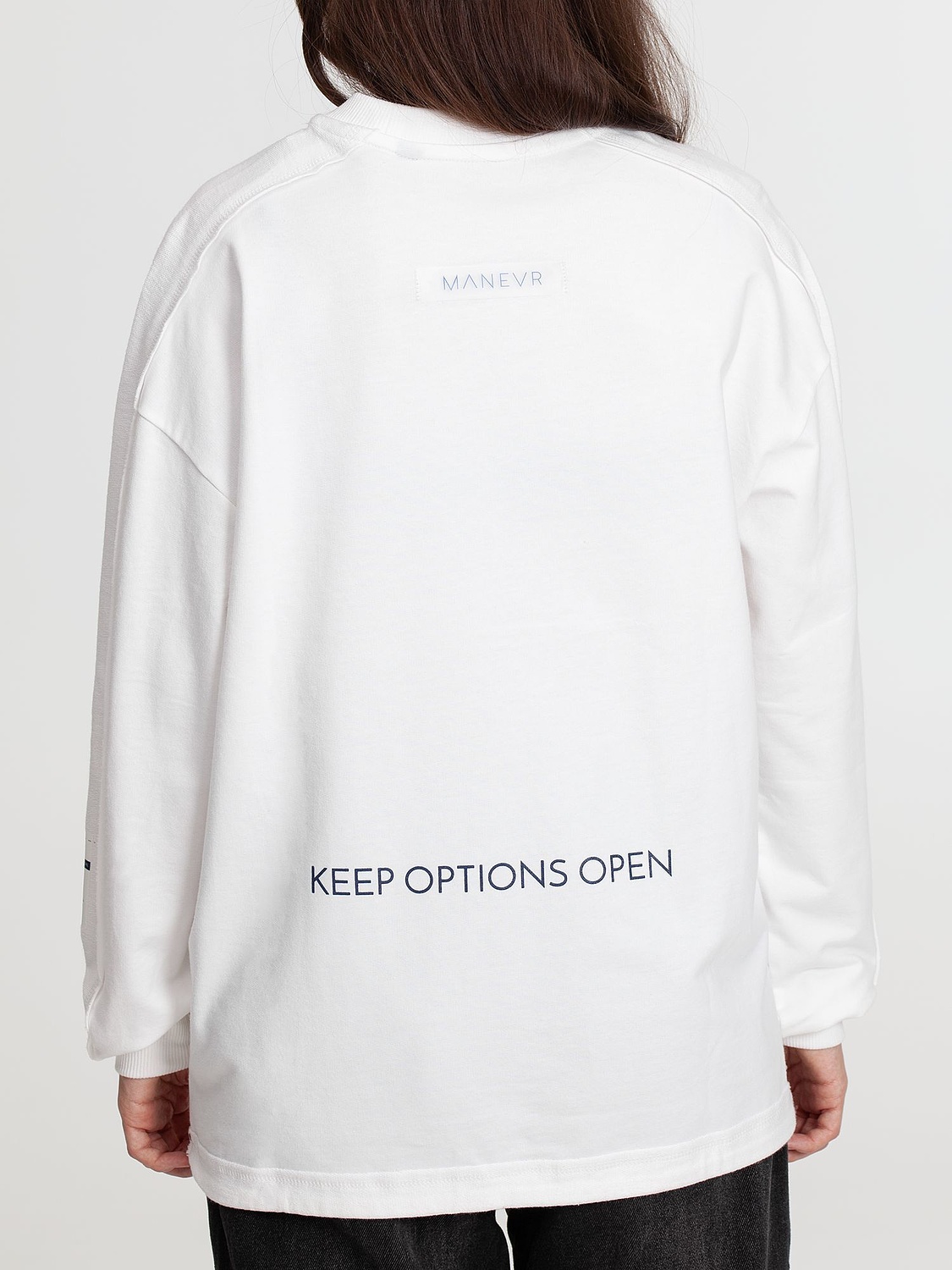 Свитшот унисекс Vozduh, молочно-белый с логотипом