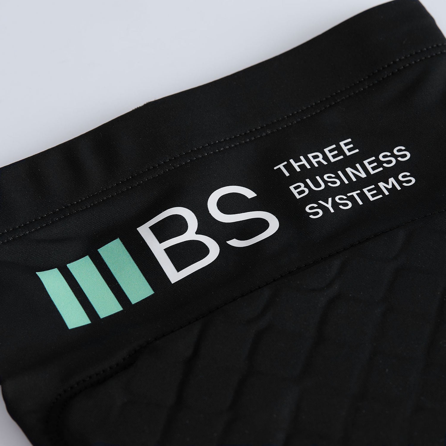 Наколенник защитный Stod, черный с логотипом