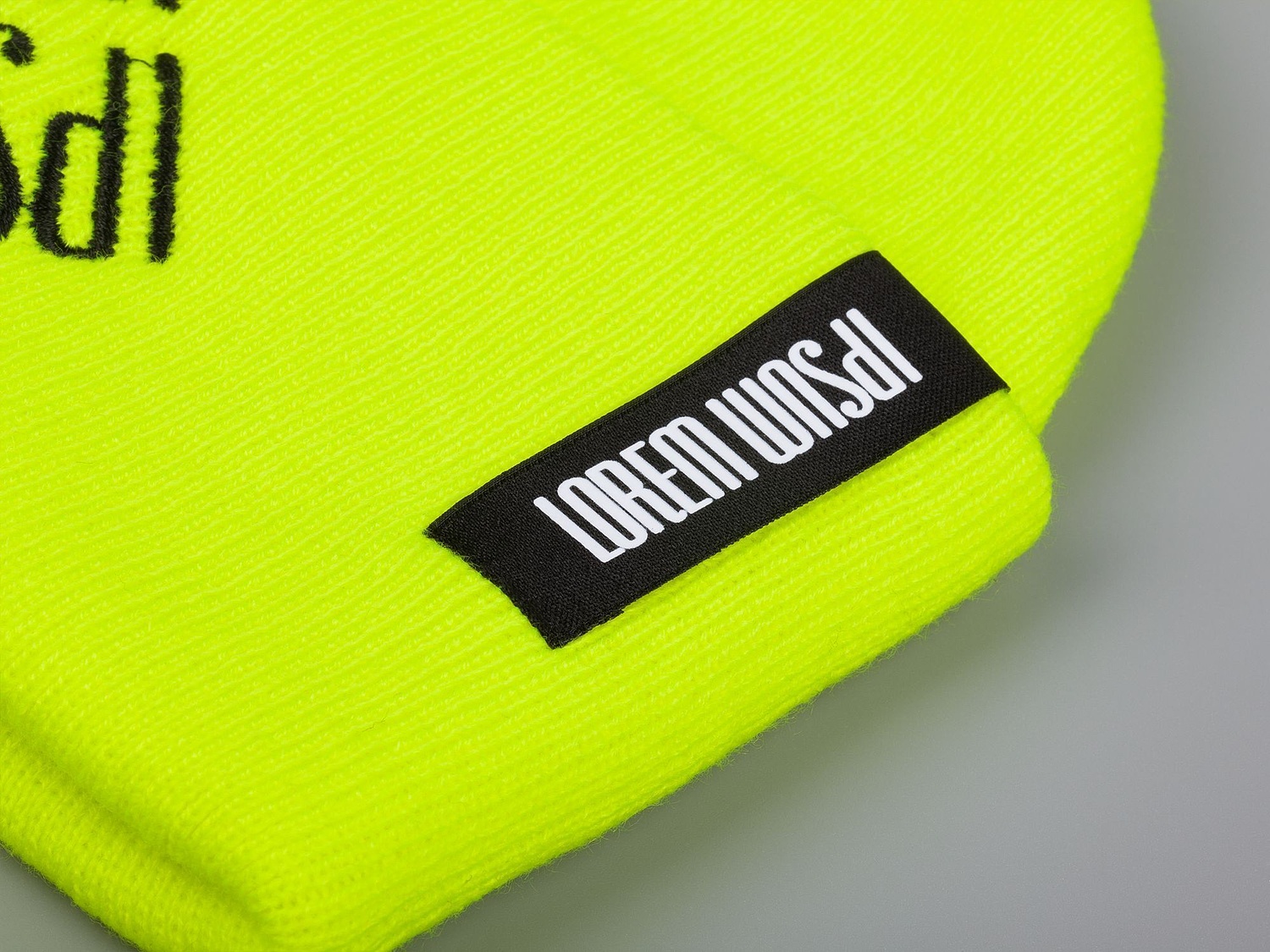 Шапка Urban Flow, салатовый неон с логотипом