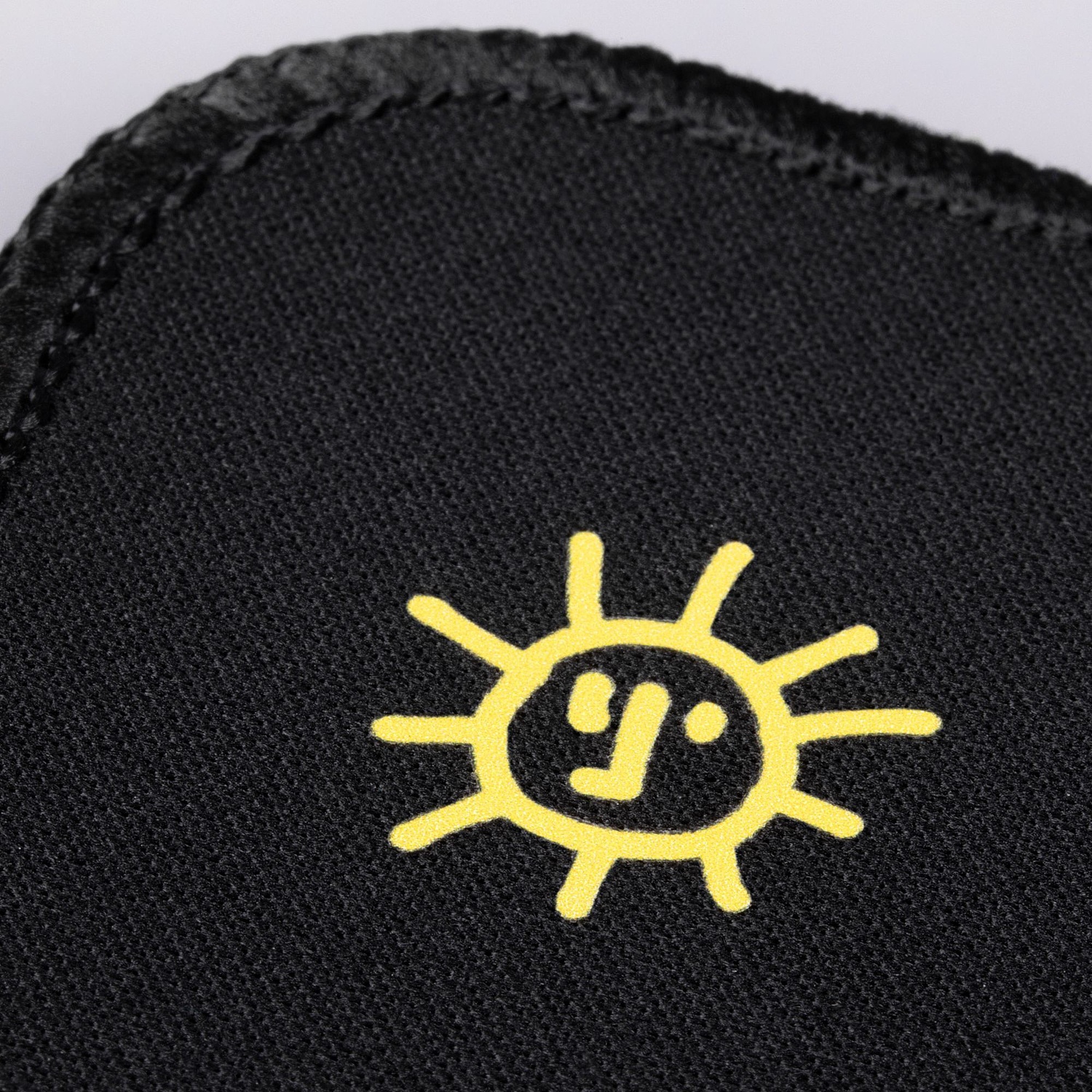 Коврик для мыши Paddo M, черный с логотипом