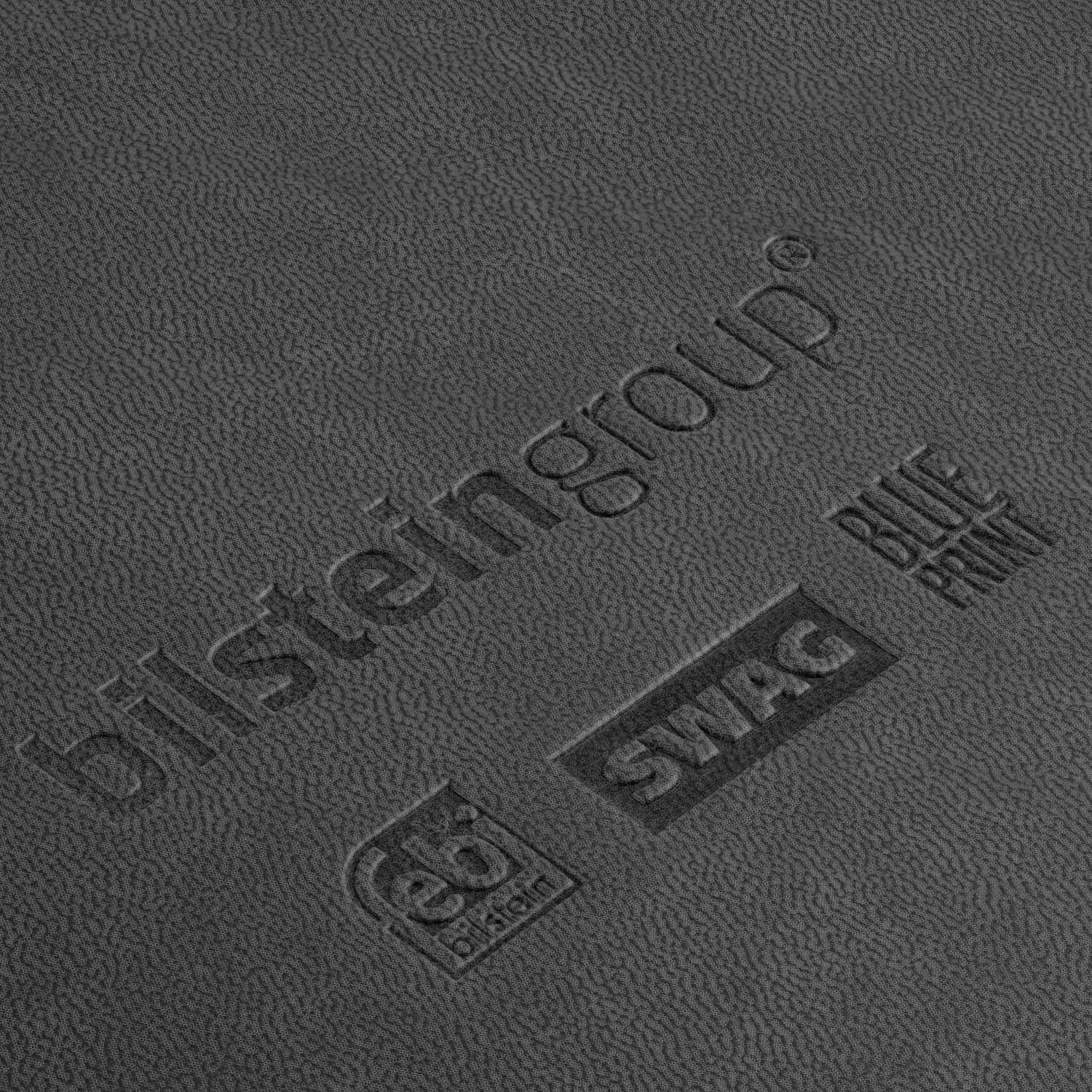 Ежедневник Latte Maxi, недатированный, темно-серый с логотипом