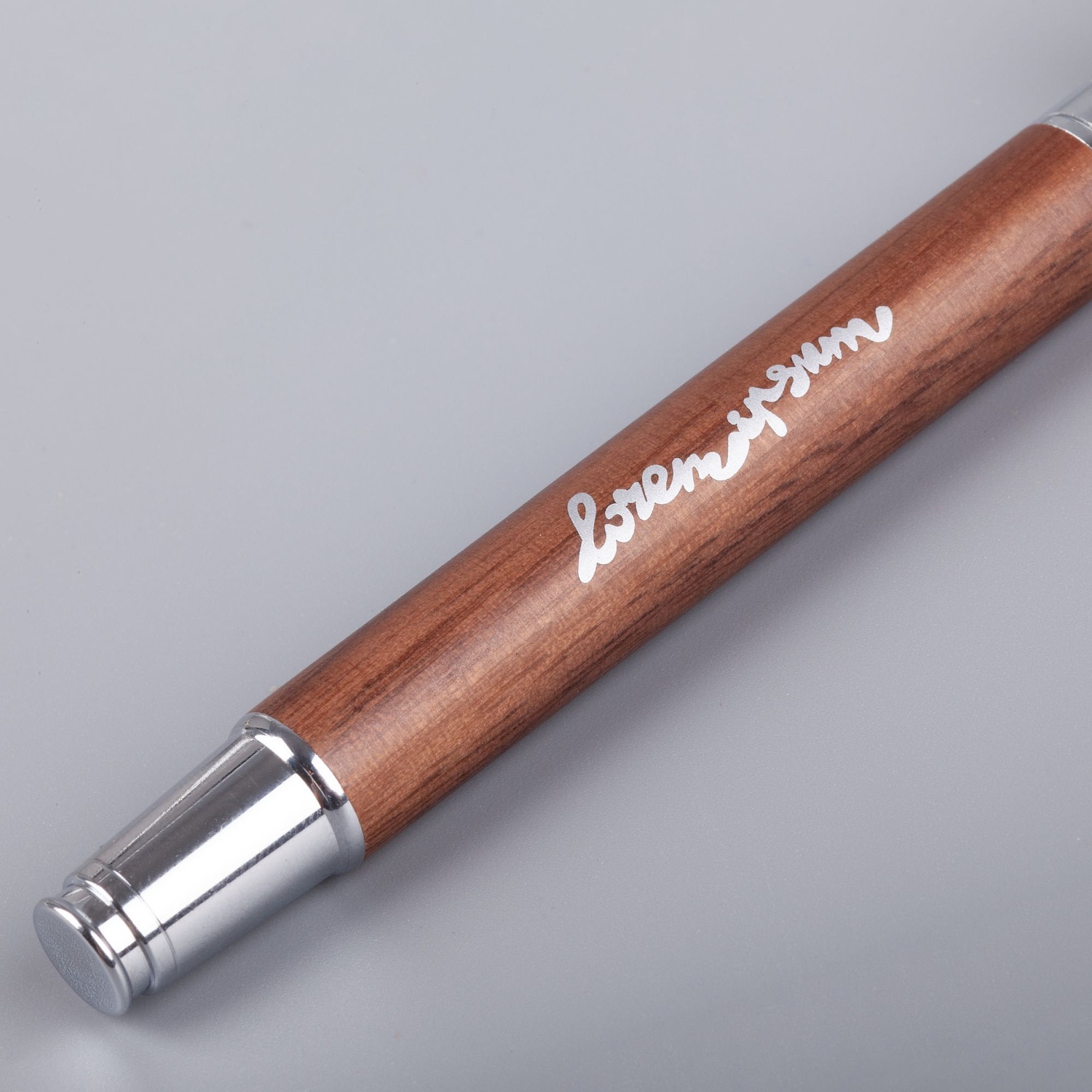 Роллер Waldo в футляре с логотипом