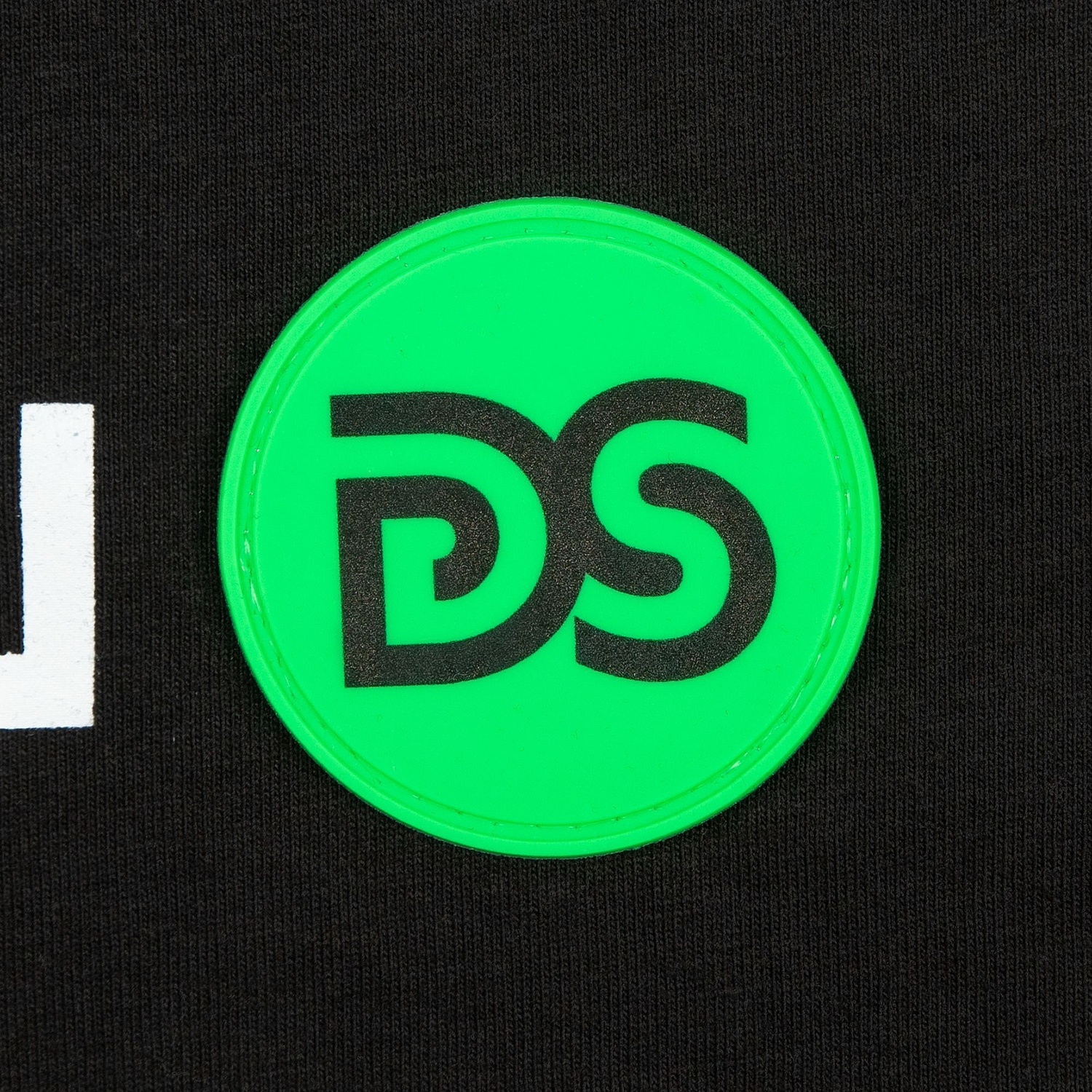 Лейбл из ПВХ Dzeta Round, L, зеленый неон с логотипом