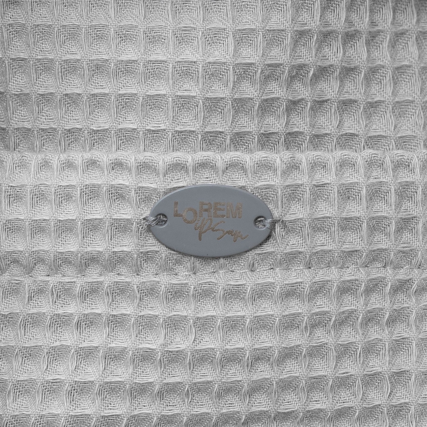 Шильдик металлический Alfa Oval, серый с логотипом