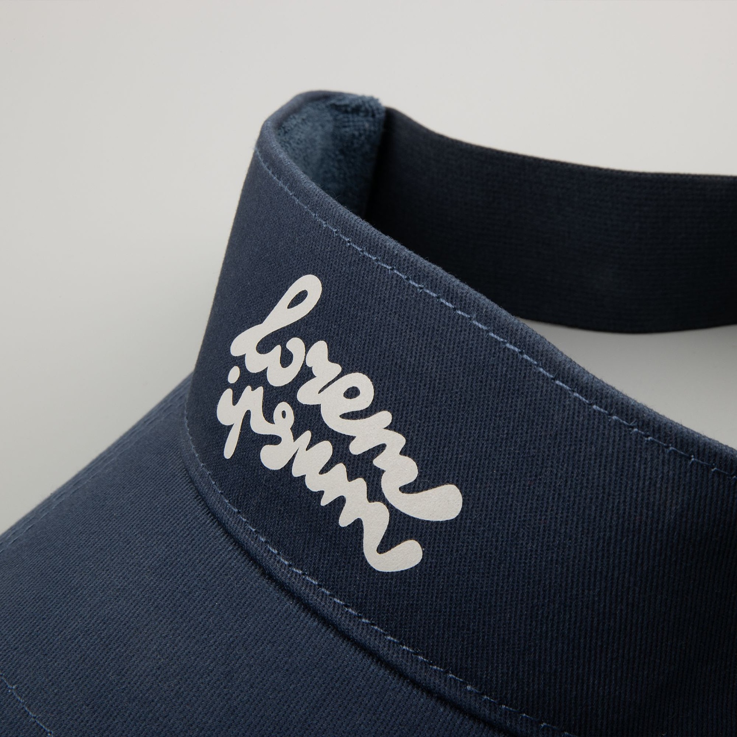 Козырек Viseros, темно-синий с логотипом