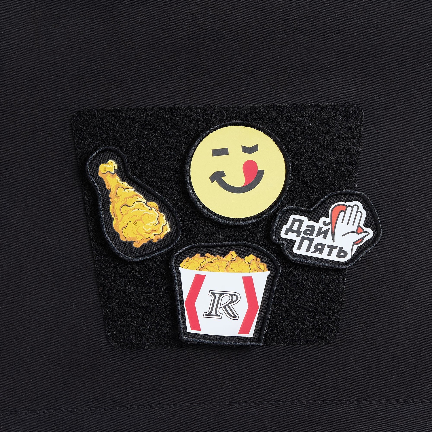 Основа Velkro L для крепления шевронов на липучке, черная с логотипом