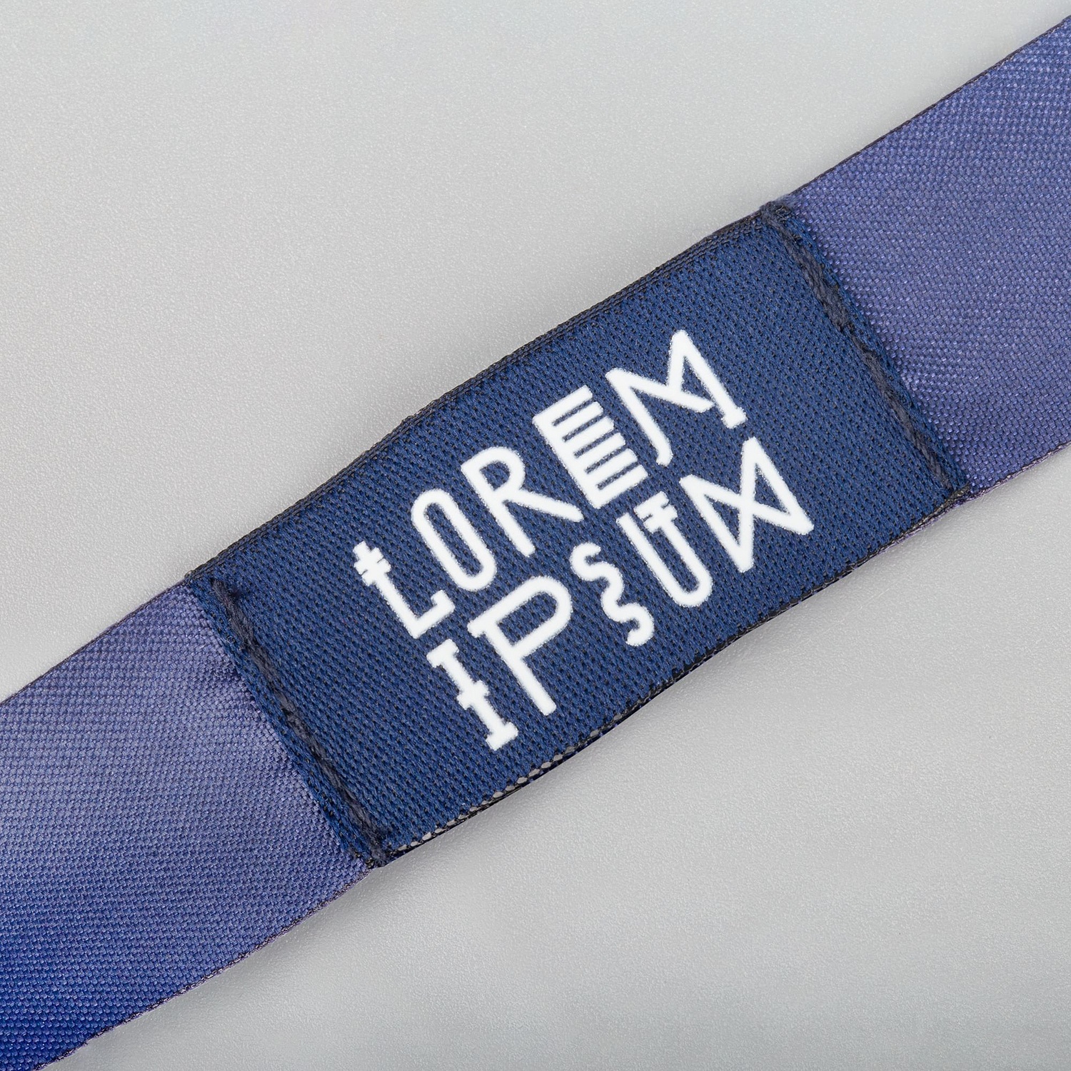 Лейбл тканевый Epsilon, XXS, темно-синий с логотипом