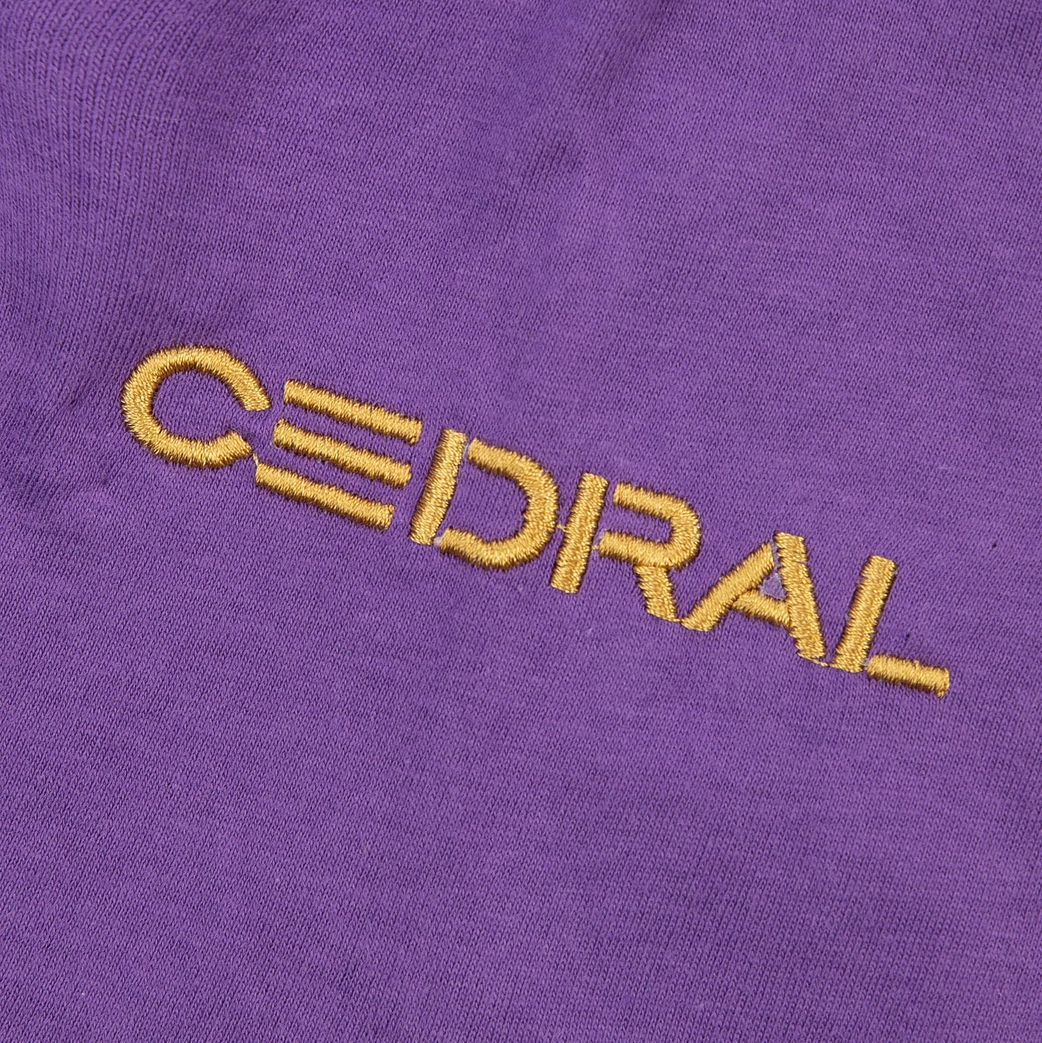 Футболка унисекс Regent 150, фиолетовая с логотипом