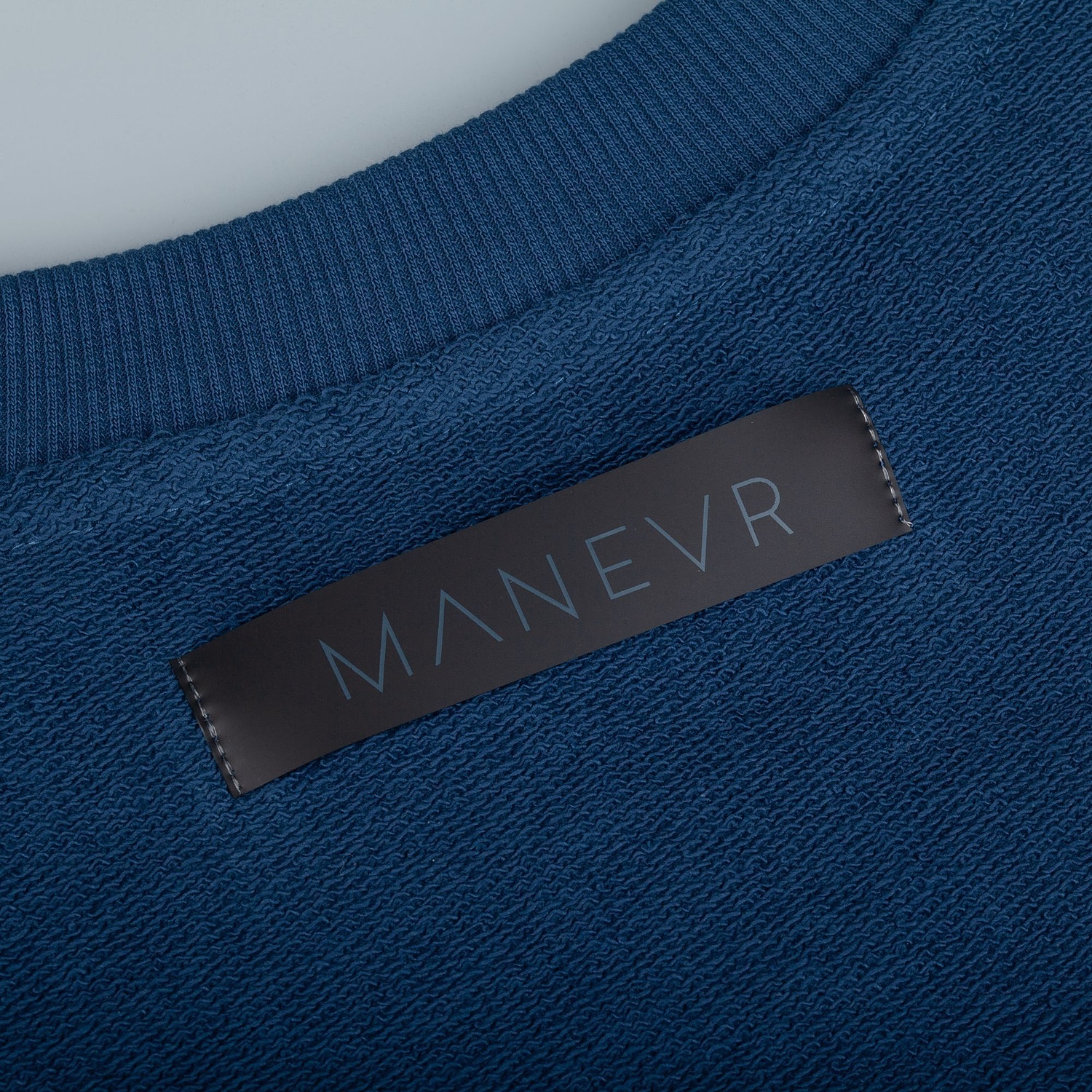 Свитшот оверсайз унисекс Vozduh, темно-синий с логотипом