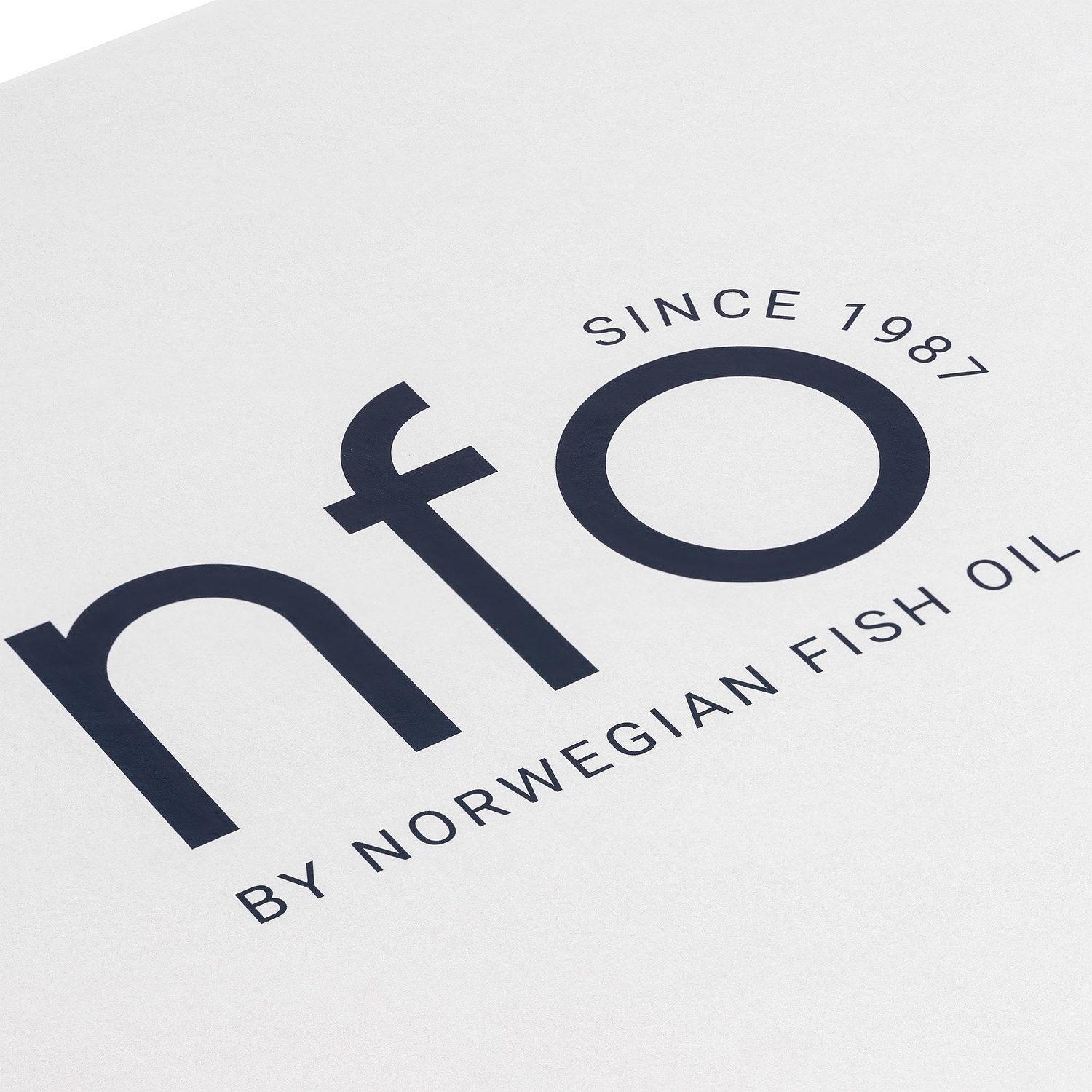 Коробка Koffer, белая (Majestic) с логотипом