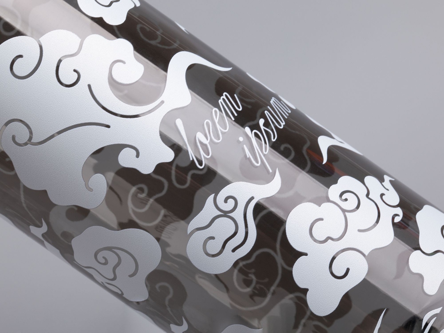 Бутылка для воды Plaske, серая с логотипом