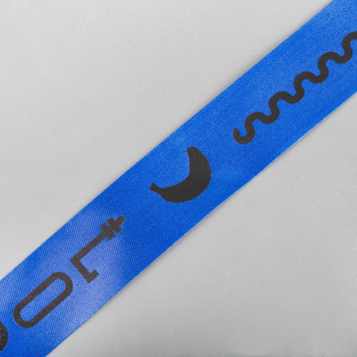 Лента сатиновая Satin 20 L, синяя, 110 см с логотипом