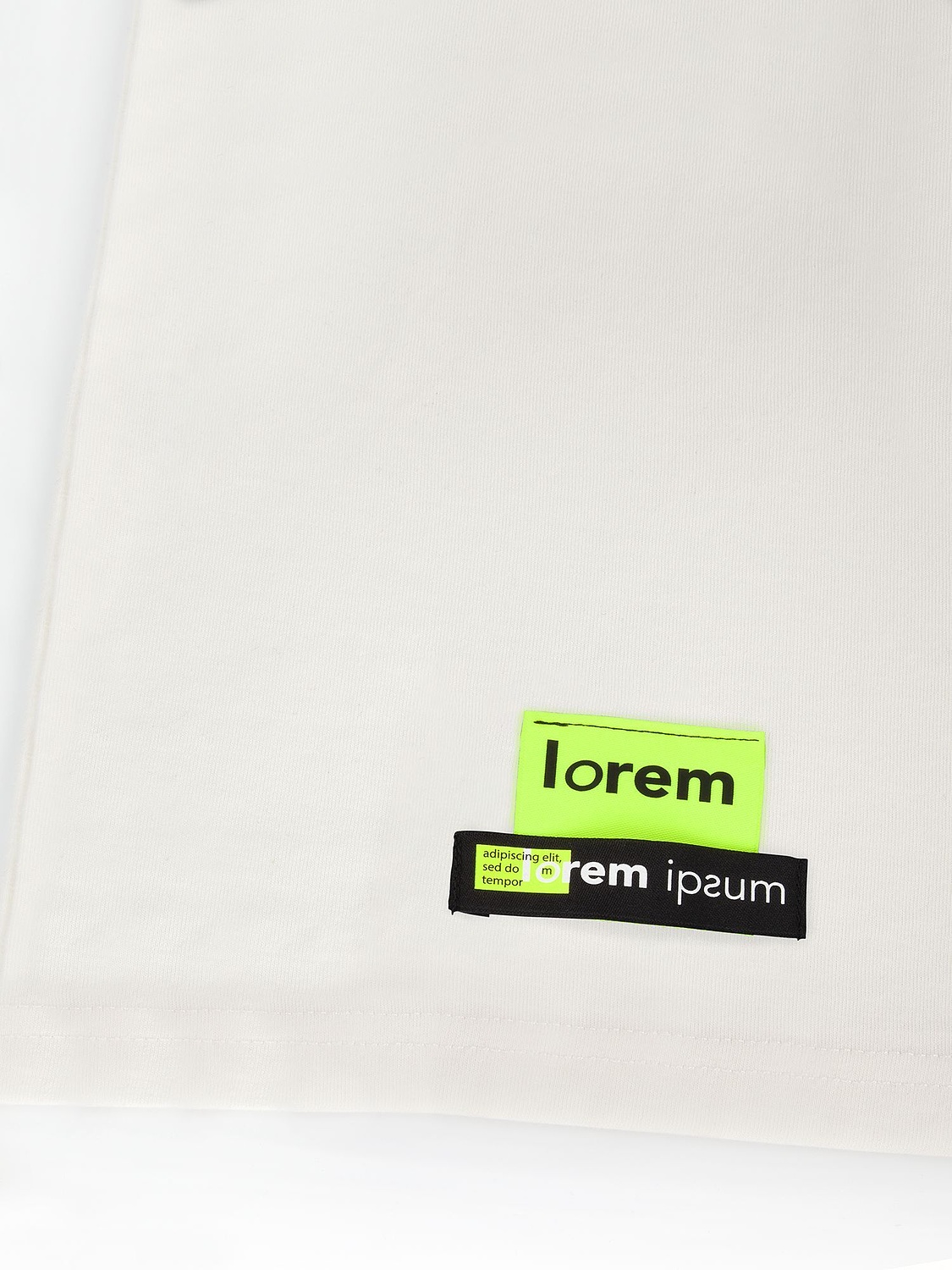 Футболка унисекс оверсайз T3, молочно-белая с логотипом