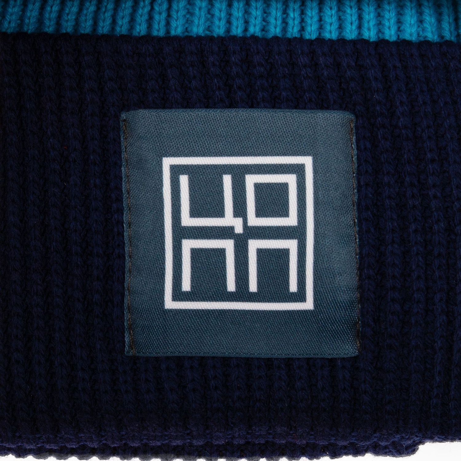 Шапка Snappy, бирюзовая с синим с логотипом